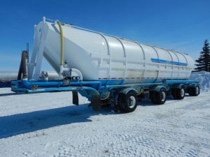 King-Quad-Axle-Pneumatic-Tank-Trailer