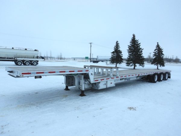 Extreme-Tridem-Aluminum-Step-Deck-Trailer