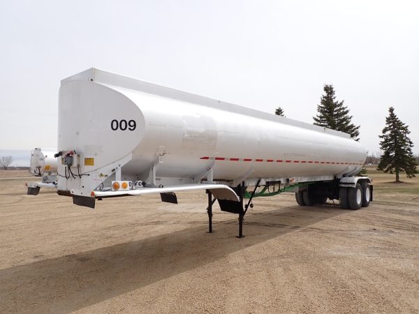 Fruehauf-Tandem-Aluminum-Tanker-Trailer