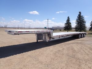Extreme-Tridem-Aluminum-Step-Deck-Trailer